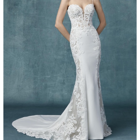 Maggie Sottero Dresses & Skirts - Maggie Sottero Wedding Dress Lace Beaded Size 6